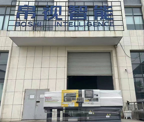 إضافة معدات جديدة وتوسيع الطاقة الإنتاجية – تصنيع العدسات البصرية